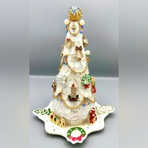 Hand Crafted Vintage Jewelry Christmas Tree – One of a Kind Holiday Decor